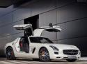 10787_Mercedes_Benz_SLS_AMG_pic_102422.