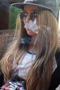 15982_7lRvjwR4J28.