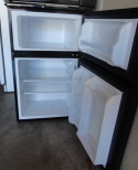 16360_fridge_open.