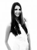 16520_Celeber-ru-Nina-Dobrev-Comic-Con-Photoshoot-2012-01.