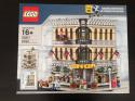 17403_lego-10211-box-front3.