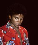 18849_michaeljacksonphotosvictorytourbackstagese0410a_zpsbfcd351a.