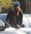 22963_Kristen-Stewart-wore-Stussy-sweatshirt.