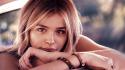 25887_1472499596218_2016_chloe_moretz_coach_the_fr32agrance_ad_video_0168.