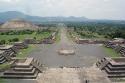 26273_800px-view_from_pyramide_de_la_luna.