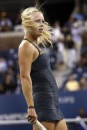 3694Zvonareva_despidio_Wozniacki_nueva_lolita.