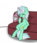 441620803_-_bedmane_bed_head_coffee_Lyra_sitting.