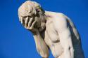 54480_300px-Paris_Tuileries_Garden_Facepalm_statue.