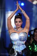 57618_after-aishwarya_rai_endhiran_hot_stills_01.