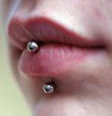 71937_1280499379_body-piercing-1.