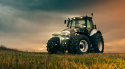 72070_lamborghini_r8_tractor-wallpaper-2880x1620.