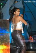 75169_Priyamani_butt.