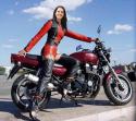 75915_Mariika_BMV_na_motocikle_ot_Antares-a.