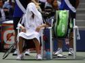 7762zvonareva-takes-cover-2010_2500929.