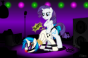 8915807399_-_Friendship_is_magic_My_Little_Pony_Vinyl_Scratch_rarity_jpg.