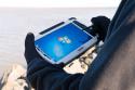 97876_Algiz-10X-rugged-tablet-IP65-lake.