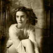 http://www.pictureshack.ru/images/46538_Lily_Collins_170_av.png